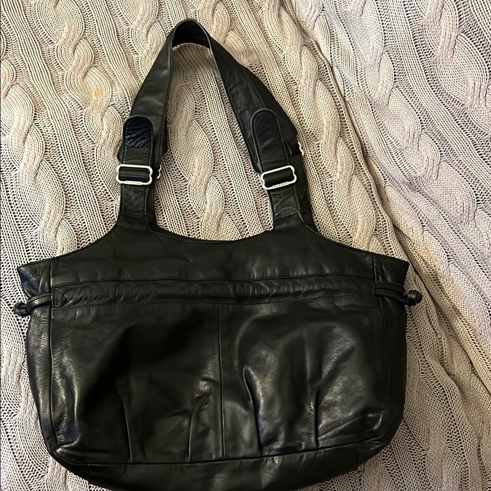 RUDSAK Black Leather Shoulder Bag
